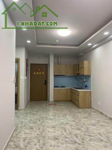 Bán căn hộ RichStar 65m2, 2 phòng ngủ, giá 2.9 tỉ , lầu cao, view đẹp