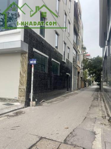 Bán nhà riêng ngõ 236 Lê Trọng Tấn 35,5m2, mt 5m Gần Phố Giá Chỉ 4,3 Tỷ - 1