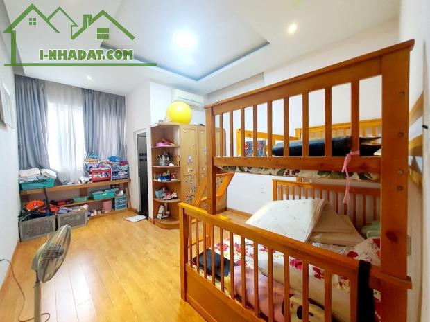 CHU VĂN AN – 3 TẦNG – 73MV – 4 PHÒNG NGỦ - GIẢM TỪ 8.8 TỶ XUỐNG CÒN 7.9 TỶ - 3