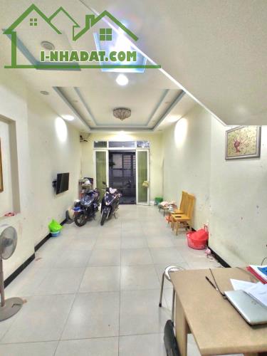 BÁN NHÀ P15 TÂN BÌNH- TRƯỜNG CHINH- Ô TÔ THÔNG- 4X18M- 3 TẦNG- 7 TỶ XÍU