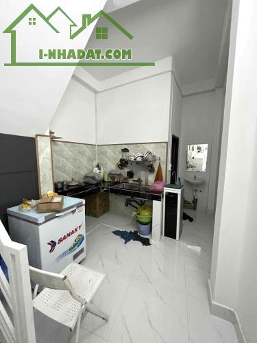 NHÀ QUẬN 10 NGAY NGÃ BẢY LÝ THÁI TỔ, HẺM THÔNG, TRƯỚC NHÀ 7M, 48Mx3 4PN THUÊ 18TR.TH 5 TỶx - 3