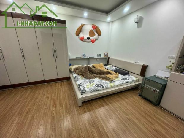 Bán nhà riêng ngõ 198 Lê Trọng Tấn 50,53m2, 4T, Lô Góc, Ô Tô Giá Chỉ 5,5 Tỷ - 2