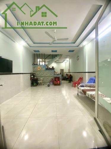 Bán nhà MẶT TIỀN đường Hoa Sim, trong khu Hiệp Thành City, Quận 12, 4 tầng, 80m2, 6.7 tỷ