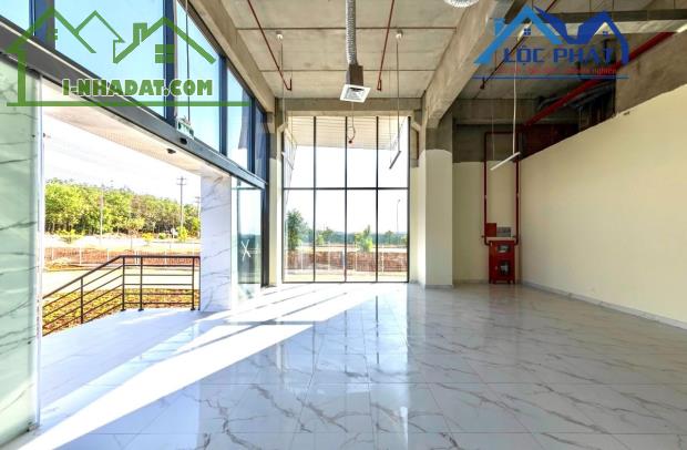 Cho thuê xưởng 17.500m2 KCN Dầu Giây, huyện Thống Nhất, tỉnh Đồng Nai.