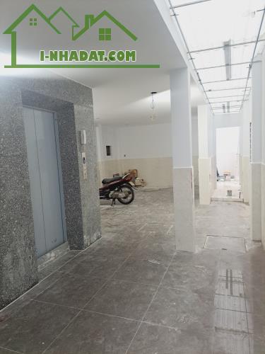 Bán nhà Bình Tân, đường Tên Lứa, hẻm xe hơi, 110m2, 5 lầu, chỉ 50 triệu 1m2, bao đầu tư - 3