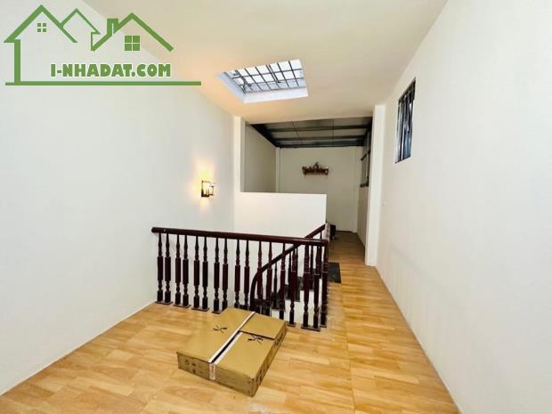 Bán nhà Tôn Đức Thắng, Đống Đa diện tích 34m2 x 5 tầng, giá 6.9 tỷ, lô góc - 3
