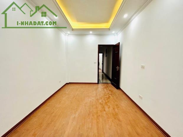 Bán nhà Tôn Đức Thắng, Đống Đa diện tích 34m2 x 5 tầng, giá 6.9 tỷ, lô góc - 1