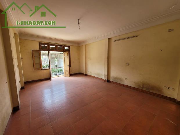 Bán nhà mặt phố giá mặt ngõ 41mx4T MT 4m, kinh doanh, vỉa hè, ô tô ngủ trong nhà, 9 tỷ - 4