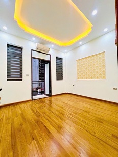 BÁN NHÀ Pháo Đài Láng, 40m2 x5T- 8,5 tỷ. - 3