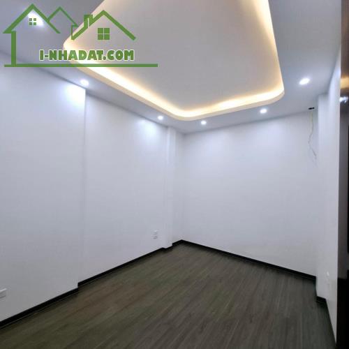 BÁN NHÀ LƯƠNG YÊN  NHÀ ĐẸP Ở NGAY - KINH DOANH NHỎ - 4 NGỦ - HAI BÀ TRƯNG.  46m-3 tầng -7, - 2