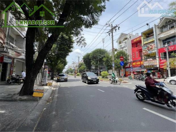 Cho thuê nhà nguyên căn mặt tiền đường Bàu Cát, Phường 14, Tân Bình - Vị trí vàng, giá - 4