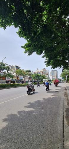 Nhà Mặt Phố Nguyễn Văn Cừ, Diện tích 84m², Mặt Tiền 5.1m. Kinh Doanh Ngày Đêm. Giá SALE