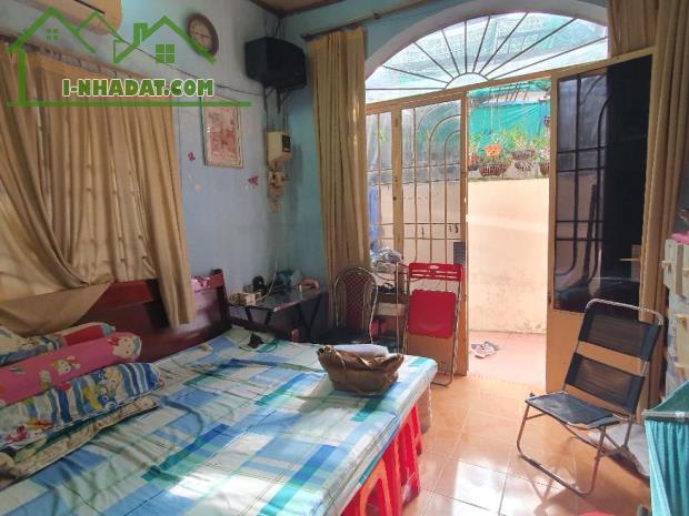 Nhà Nở hậu Sát chợ Thủ Đức, 45m2, 2PN, 3.4x13.2m, Đ.1.5m chỉ 2.x tỷ