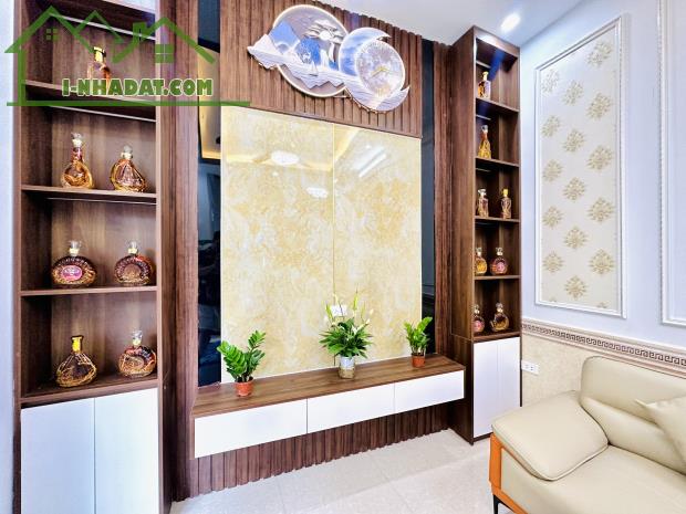 Bán nhà chính chủ đường Nguyễn Khoái 51m2x5 tầng mới, ô tô, sđcc nhỉnh 5 tỷ - 1