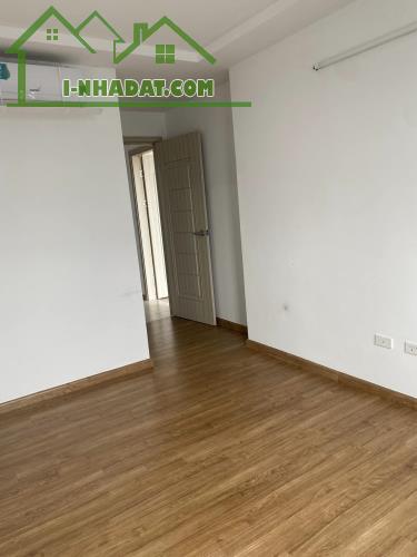 Bán chung cư Ruby CT3 Phúc Lợi-Long Biên-70m 3n2wc tầng trung-giá 3.2 tỷ (bao thuế phí)