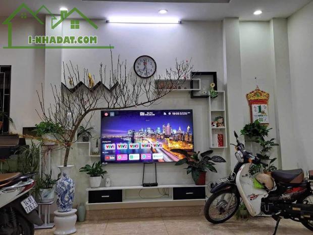 BÁN NHÀ 4 TẦNG KHU VỰC TRẦN HƯNG ĐẠO,HẠ LONG. DT:54M2 (THỰC TẾ 96M2 ) - 1