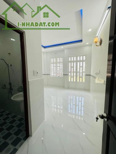 BÁN NHÀ MẶT TIỀN KINH DOANH NGAY TÂN TẠO, BÌNH TÂN, HẺM XE HƠI, NGANG 4M, 68M2, CHỈ 4.85 T - 1