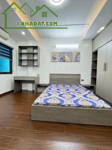SIÊU PHẨM VIP - Bán nhà phân lô Lê Trọng Tấn, Thanh Xuân. DT: 57m. Giá: 16 tỷ. ngõ oto - 3