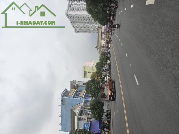 Mặt tiền Lê Lợi ngay trường ĐH công nghiệp 208m2 ngang 7.2*25 tiện xây mới
