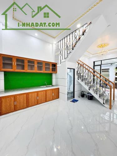 NHÀ 2 TẦNG ĐẸP LUNG LINH  - 32M2 - VỊ TRÍ ĐẸP GIÁP TÂN PHÚ GẦN CHỢ BÌNH LONG - CHỈ HƠN 3TỶ - 1