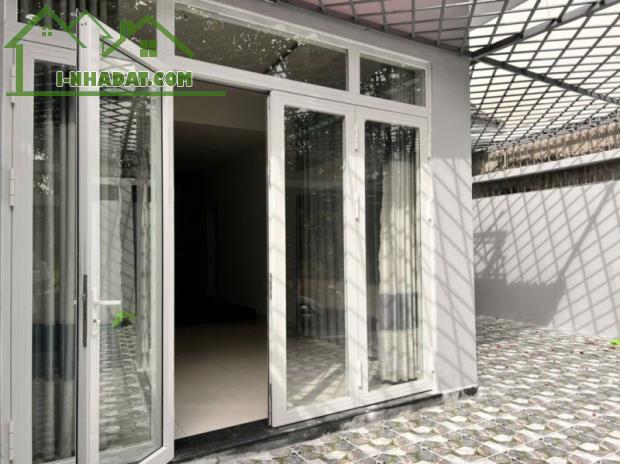 TIN THẬT:Nhà 3 tầng hoàn công,hẻm xe hơi thông,8x15,Đường 24 Linh Đông,Thủ Đức