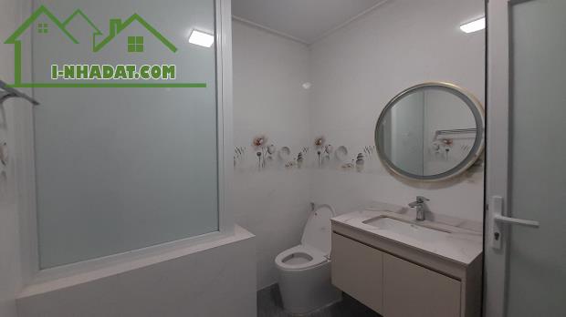 Bán gấp nhà Văn Cao, Đằng Lâm, Hải Phòng. 6,4 tỷ, 80m2, 4 tầng.