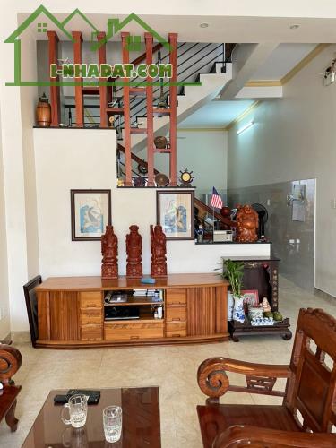 Chủ Gửi Nhà 3 Tầng Mặt Tiền Đường Số 10m Giáp Bên Bênh Viện Lê Văn Thinh - 106m2 nhỉnh 9tỷ - 1