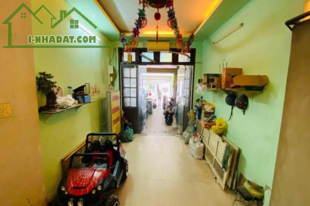 Bán nhà mặt tiền Lã Xuân Oai, Thủ Đức, 100 m², 3.5m x 28.5m - 2