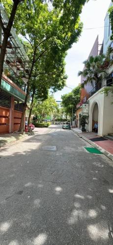 BIỆT THỰ-SIÊU HIẾM Phố Trần Kim Xuyến (KĐT Yên Hòa) 120m2/ 5Tầng/ MT 10m-55 Tỷ - 1