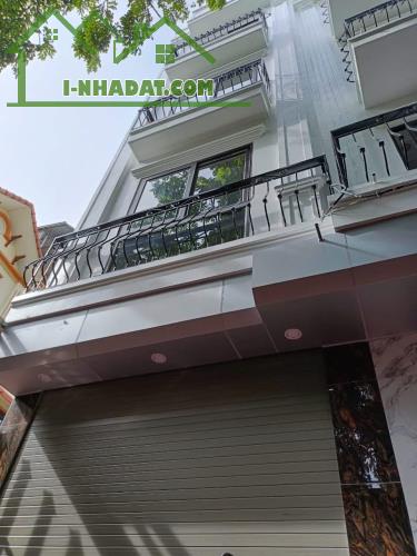 Nhà vip phố Trạm LB 44m2 x 4T mới tinh 5 ngủ ở ngay, gần vườn hoa, đi bộ ra Aeon. 6,5tỷ - 5