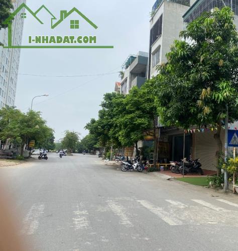 Siêu phẩm đất đấu giá Mậu Lương Hà Đông, phân lô ô tô 65m2 MT5.5m view công viên 15 tỷ - 2