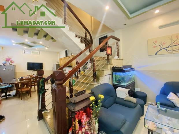 Bán nhà Phân Lô Quân Đội đường Lê Trọng Tấn, Thanh Xuân. DT: 58m, 5T. MT: 5m. Giá: 9 ty - 1
