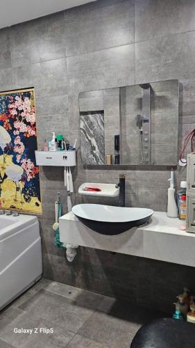 MẶT TIỀN KINH DOANH, TẠ MỸ DUẬT, AN LẠC A, BÌNH TÂN, 3 TẦNG ĐÚC, NỞ HẬU 76M2, 8.6 TỶ. - 1