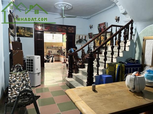 Bán nhà Việt Hưng,Long Biên 3 tầng,90m2,Mt5m tương lai sáng nhỉnh 8 tỷ - 2