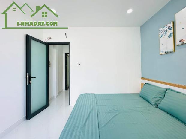 Cần tiền bán gấp căn nhà Đường 3 Tháng 2, Quận 10. Giá chỉ 2tỷ470 (TL). Sổ hồng riêng - 4