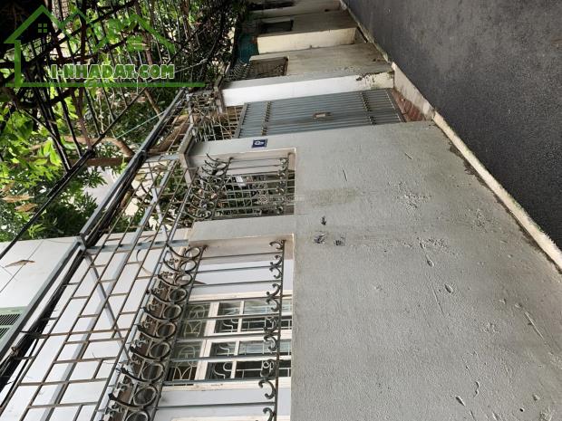 Bán đất tặng nhà ngõ 464 Âu Cơ - 90m2 - mặt tiền 6m - ngõ gần 3m - 9.3 tỷ