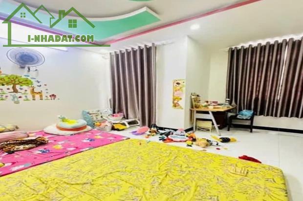 Bán Nhà MT An Dương Vương giá rẻ, 3 tầng, 5m X 15m, Bình Tân, Giá 7.9 tỷ TL - 1