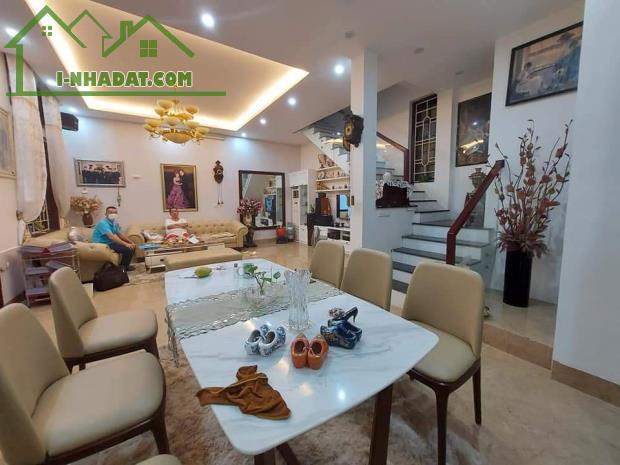 DUY NHẤT 01 NHÀ BÁN KHU PHÂN LÔ PHỐ LIỀU GIAI DT60m2, Ô TÔ KINH DOANH SẦM UẤT - 1