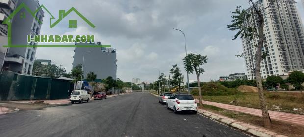 Phố Hồng Tiến, Diện Tích 620m2, Mặt Tiền 20m, Vị Trí VIP, Kinh Doanh Đỉnh. - 3