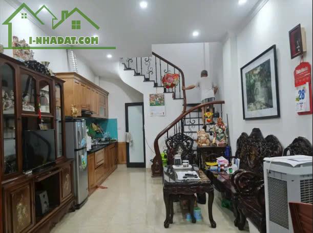 Nhà Phố Hoa Lâm Long Biên, ngõ ô tô 30m2 4.2 tỷ - 5