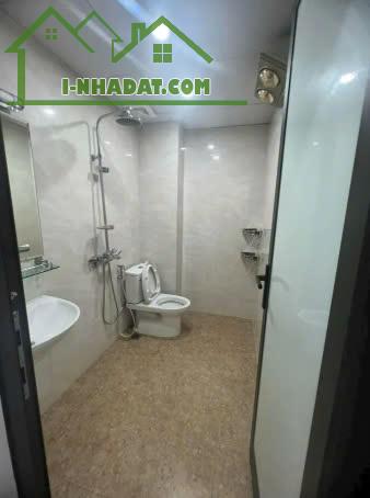 Nhà Phố Hoa Lâm Long Biên, ngõ ô tô 30m2 4.2 tỷ