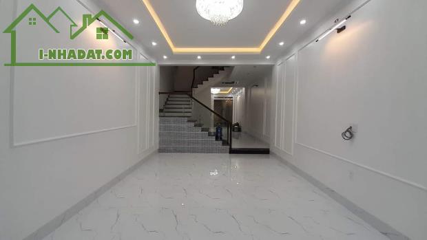 Bán gấp nhà Văn Cao, Ngô Quyền.8,5 tỷ,112m2,5 tầng. - 1