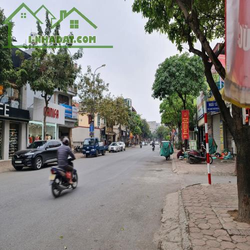 Hoa Hậu Đặng Xá, Gia Lâm. Trục chính, kinh doanh được. 99m2 5 tỷ x tiểu học. Lh - 1