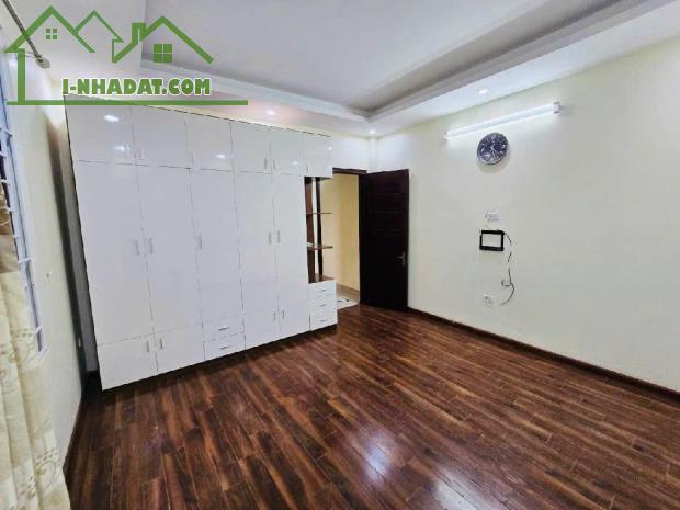 Lê Quang Đạo, Lô Góc 35m2 x 5T, Ngõ Thông Thoáng, Ô tô, giá 6.2 tỷ.