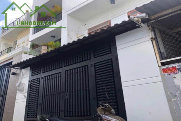 Bán nhà hẻm xe hơi, Thoại Ngọc Hầu, 69 m², 4.3m x 16m, gần mặt tiền - Giá 6.9 tỷ TL