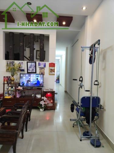 BÁN NHÀ THỦ ĐỨC ĐỐI DIỆN VẠN PHÚC CITY. DT 4x21 84m2. GIÁ 4 TỶ 750 - 3
