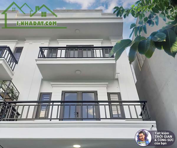 BÁN NHÀ TRẦN XUÂN SOẠN. 44M2. 4MX11M. 3 TẦNG. NHÀ ĐẸP NHƯ MỚI. TIỆN ĐI LÀM QUẬN 1 - 4