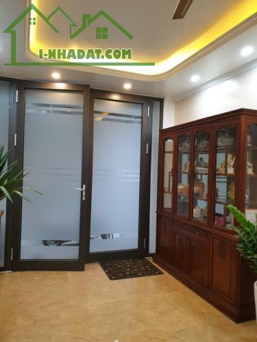 Bán nhà 4 tầng phố Kim Mã, quận Ba Đình, DT 34m2, giá 5.3 tỷ.