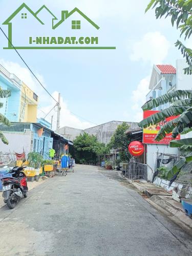 BÁN GẤP LÔ ĐẤT GẦN CHỢ THỚI TAM THÔN  81M2 GIÁ CHỈ 1 TỶ 560 TR GỌI XEM ĐẤT - 2