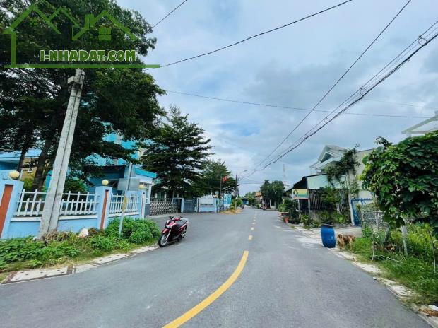chủ cần tiền bán gấp lô đất 132m2 ngay thị trấn củ chi giá chỉ 640 triệu gọi cho em - 2